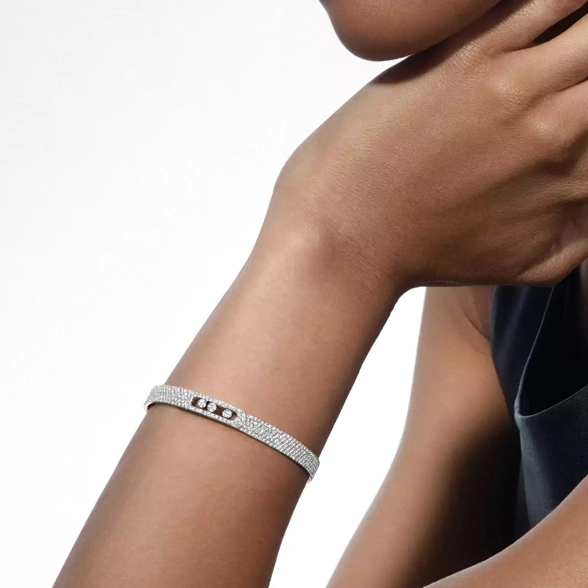 [Riva Jewelry]Move Noa Full Pavé Diamond Bangle Bracelet