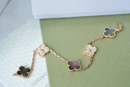 [Riva Jewelry ] CLOVER 5 MOTIF GRAY MOP BRACELET COLLECTION