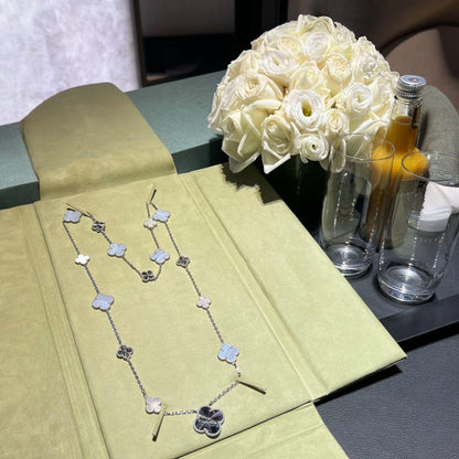 [Riva Jewelry]取り外し可能 15モチーフ クローバー ステートメントセット - パープルカルセドニー＆レーザー