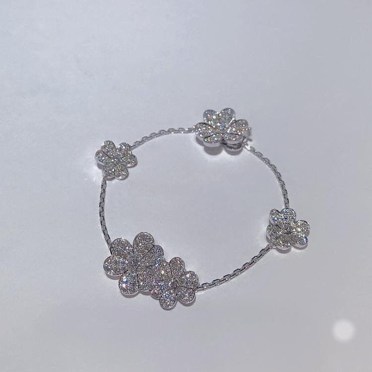 [Riva Jewelry ]FRIVOLE SILVER 5 FLOWERS BRACELET