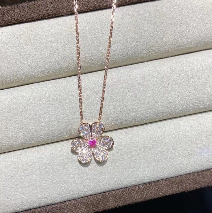 [Riva Jewelry]PAVÉ-DIAMANT-SCHMETTERLING-ANHÄNGERKETTE