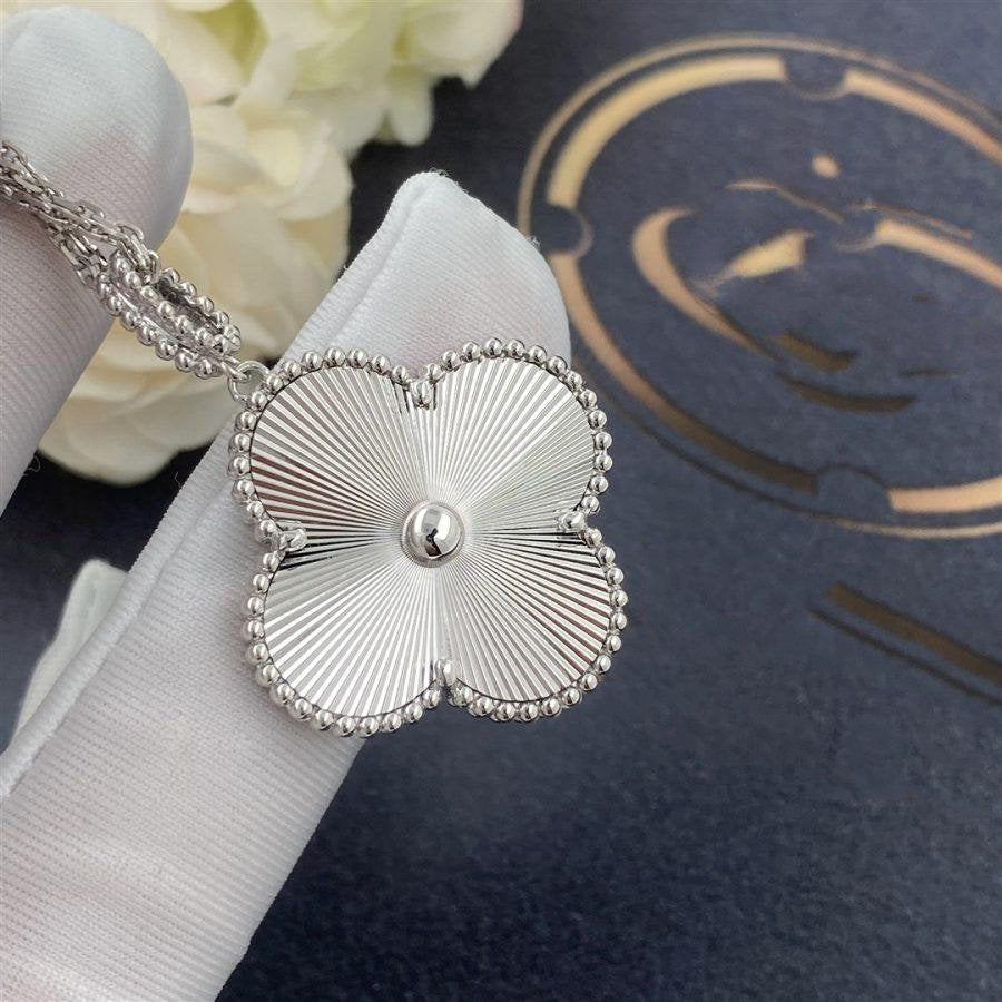 [Riva Jewelry ]CLOVER 25MM SILVER BIG CLOVER NECKLACE