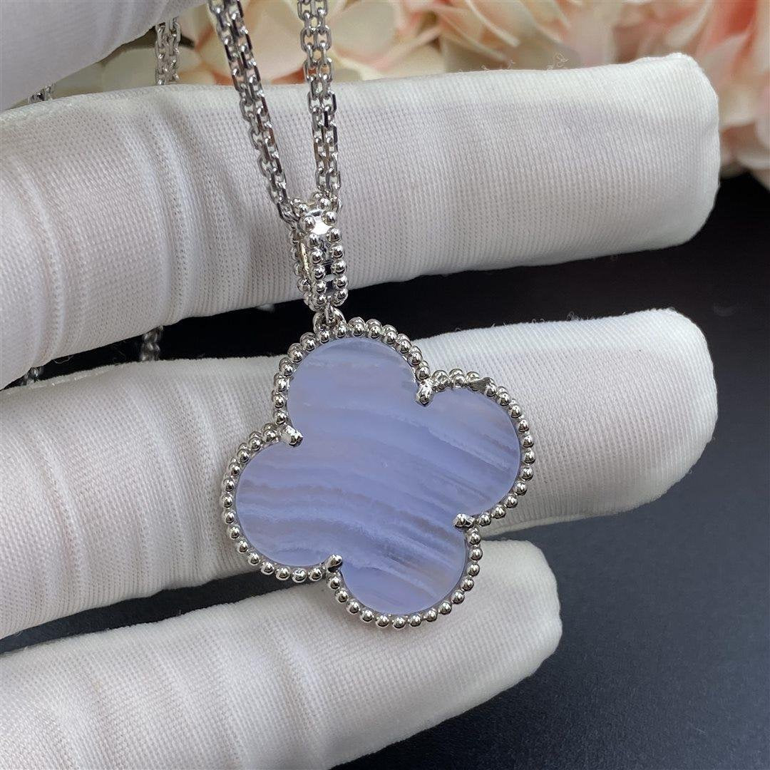 [Riva Jewelry ]CLOVER SILVER CHALCEDONY BIG CLOVER NECKLACE