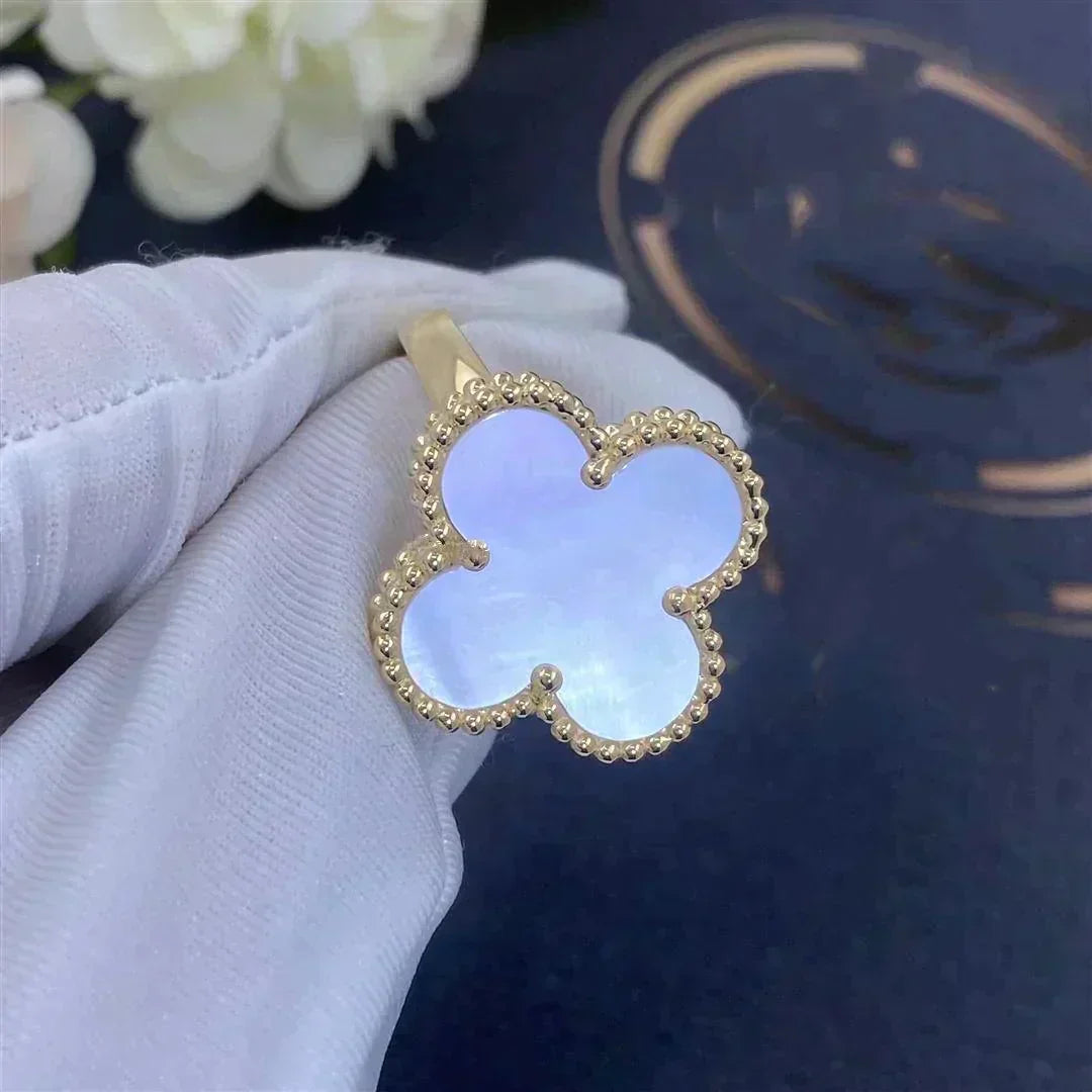 [Riva Jewelry ]CLOVER WHITE MOP RING
