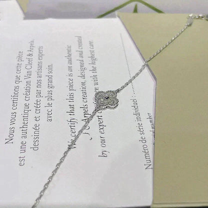 [Riva Jewelry ]CLOVER  SINGLE FLOWER BRACELET SILVER