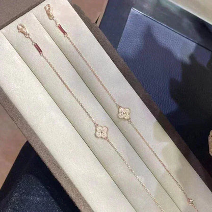 [Riva Jewelry ]CLOVER SINGLE FLOWER BRACELET