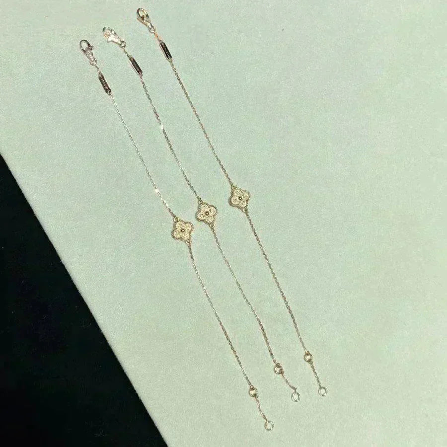 [Riva Jewelry ]CLOVER SINGLE FLOWER BRACELET