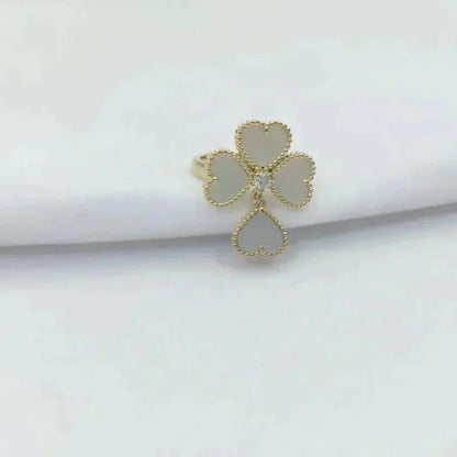 [Riva Jewelry ]SWEET CLOVER WHITE MOP RING
