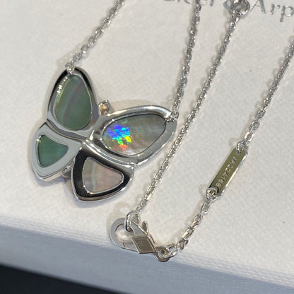 [Riva Jewelry ]LARGE BUTTERFLY SILVER PENDANT DIAMOND NECKLACE
