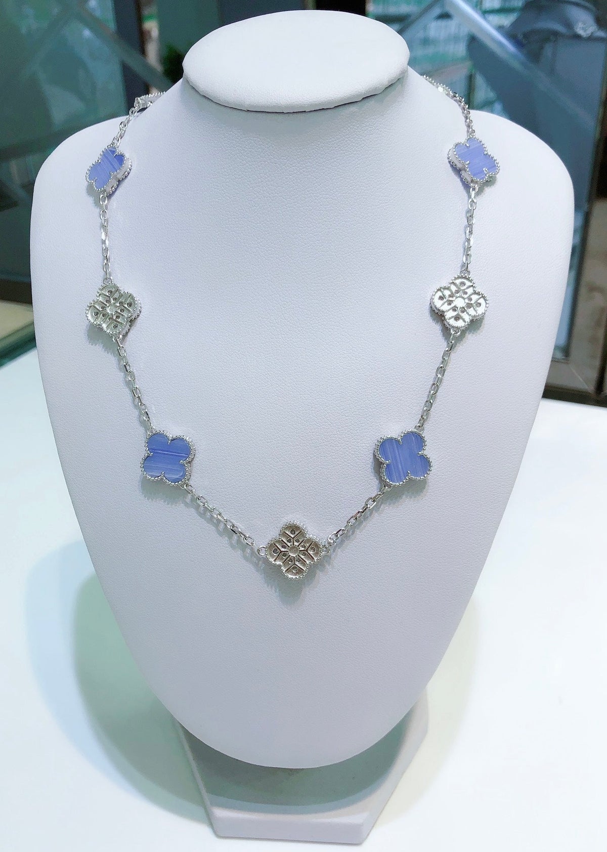 [Riva Jewelry ]CLOVER 10 MOTIFS CHALCEDONY DIAMONDS SILVER NECKLACE