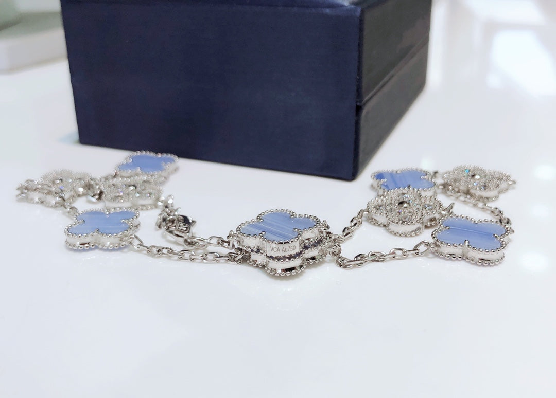 [Riva Jewelry ]CLOVER 10 MOTIFS CHALCEDONY DIAMONDS SILVER NECKLACE